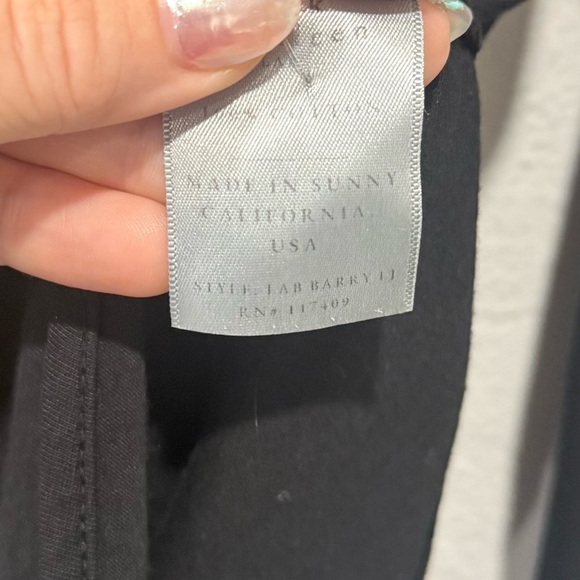 Frank & Eileen Barry Button Front Luxe Jersey Black Shirt in Small - Picture 5 of 5